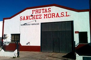 Frutas Sánchez Mora fachada